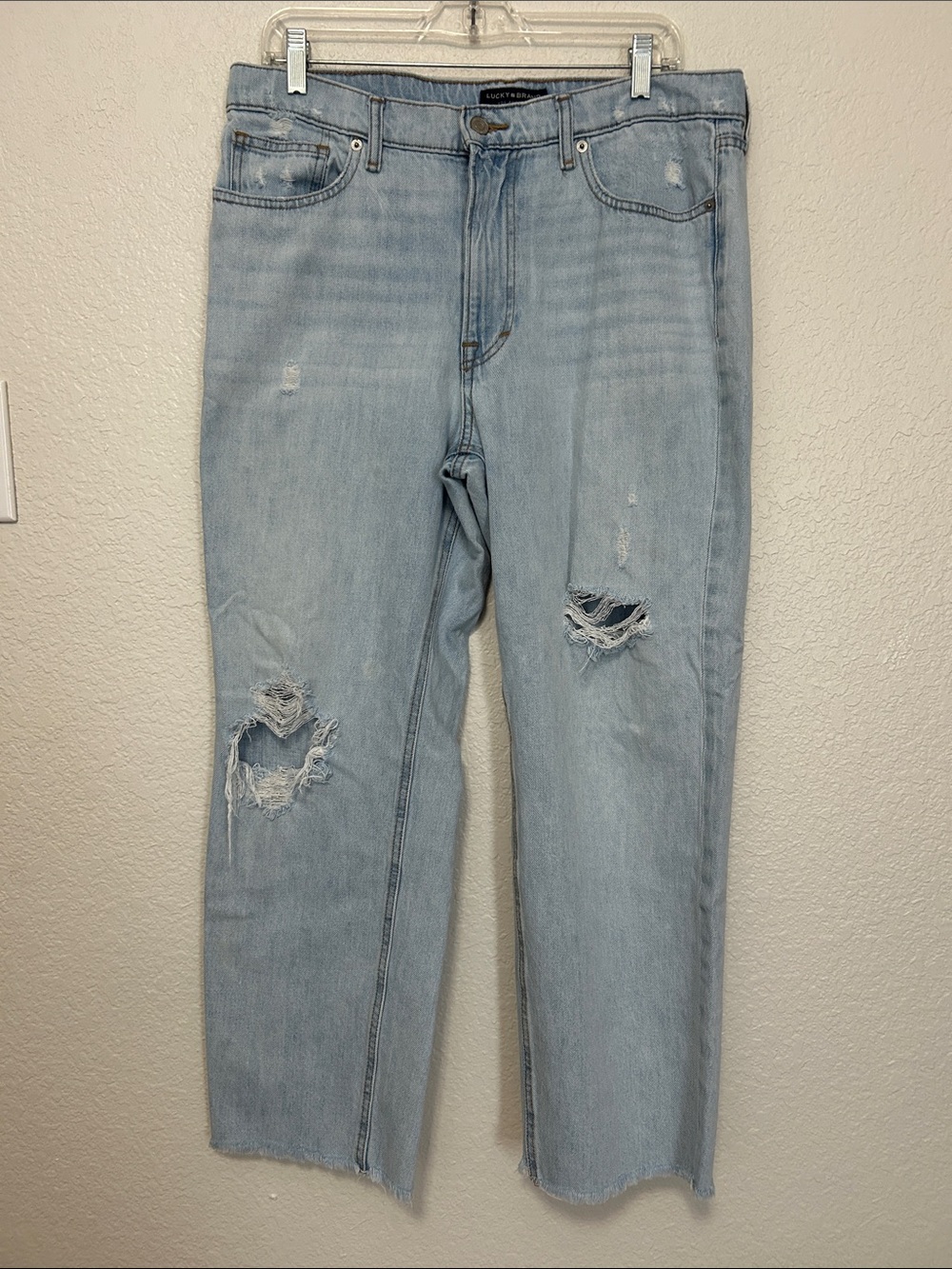 Lucky Brand Light Wash Distressed Mid Rise Boy Jean